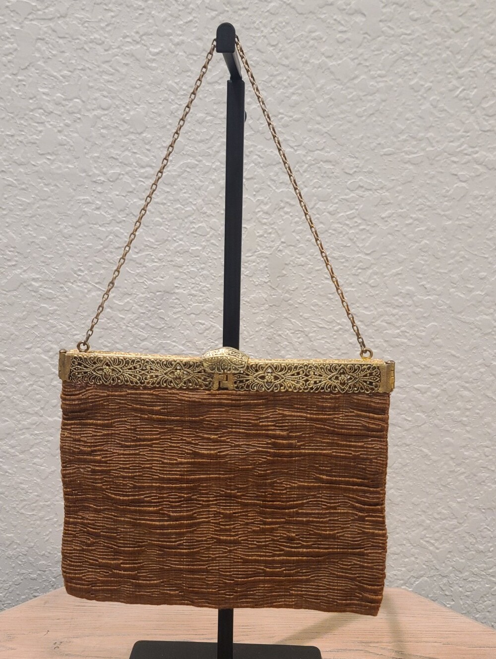 Vintage Brown Evening Bag Gold-Tone Pierced Filigree Frame Chain Strap Purse